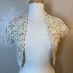 🎀 Like new condition bolero shrug jacket crochet